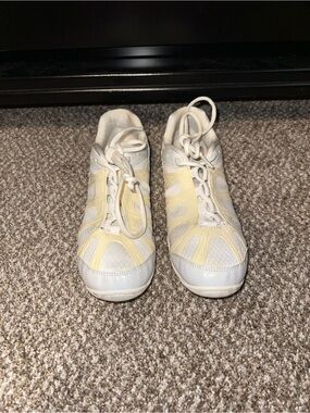 White Cheer Shoes